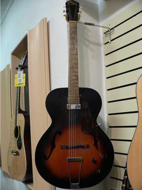 Kay Archtop 1960's - SOLD - Image 2