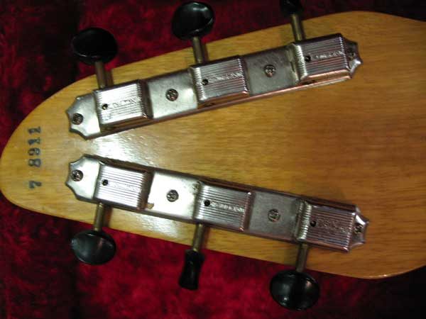 Gibson Skylark Lapsteel 1957 - SOLD - Image 3