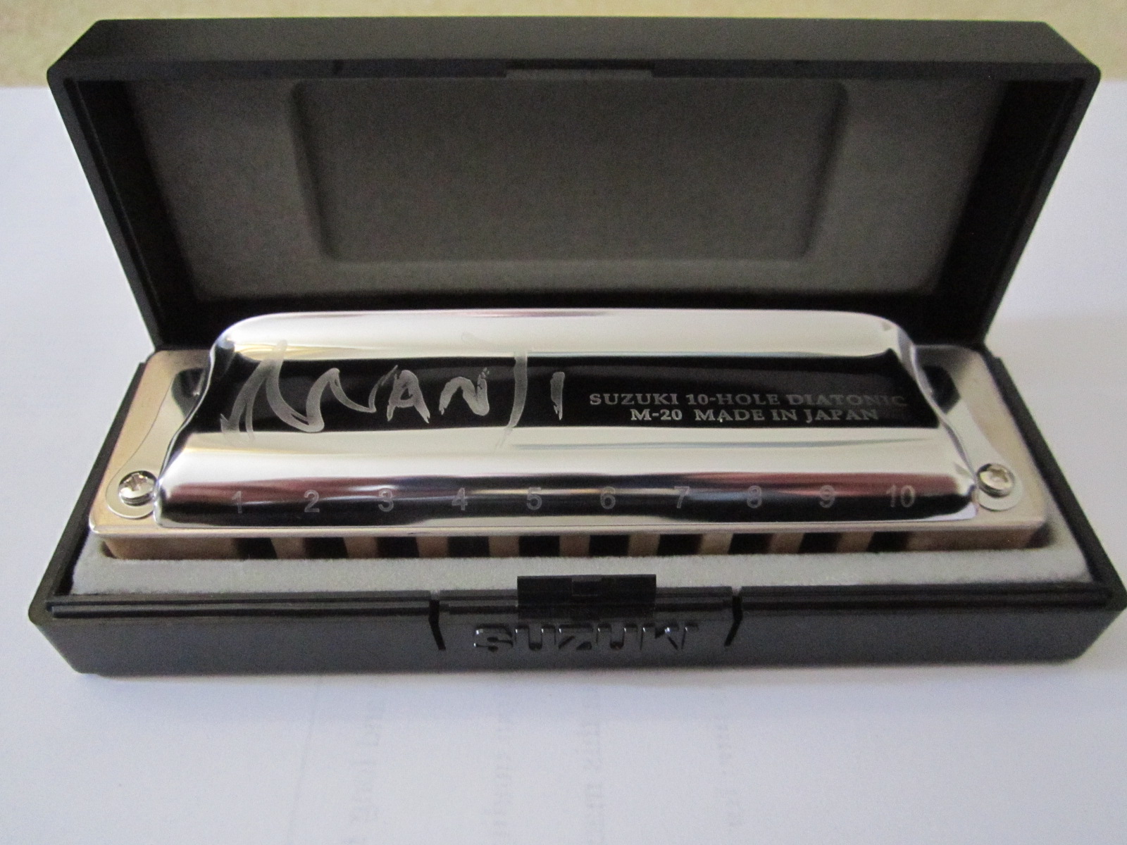 Suzuki M-20 Manji 10 Hole 20 Note Diatonic Harmonica