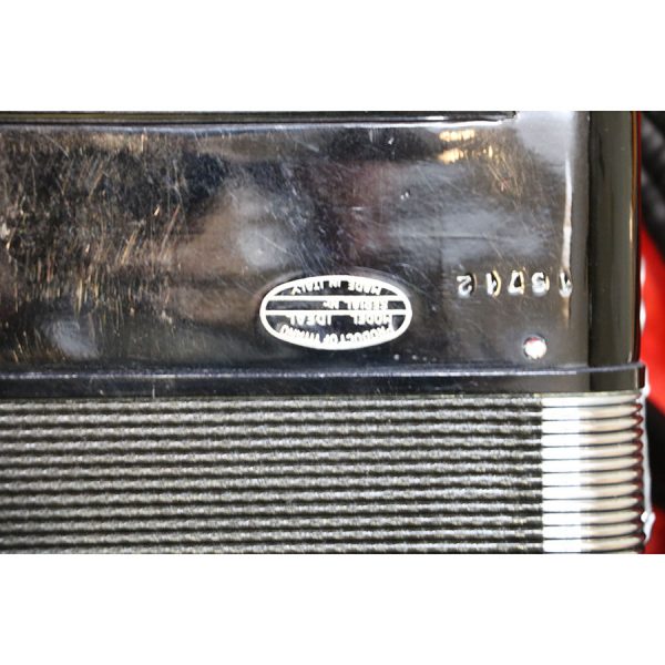 Titano Ideal Tube Chamber Piano Accordion Black - SOLD - Image 5
