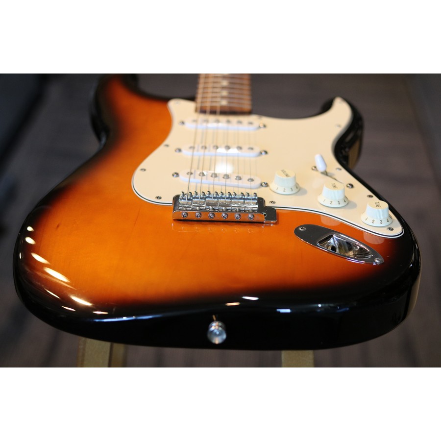 Fender Standard Stratocaster MIM 1992 - Sunburst - SOLD - Image 16